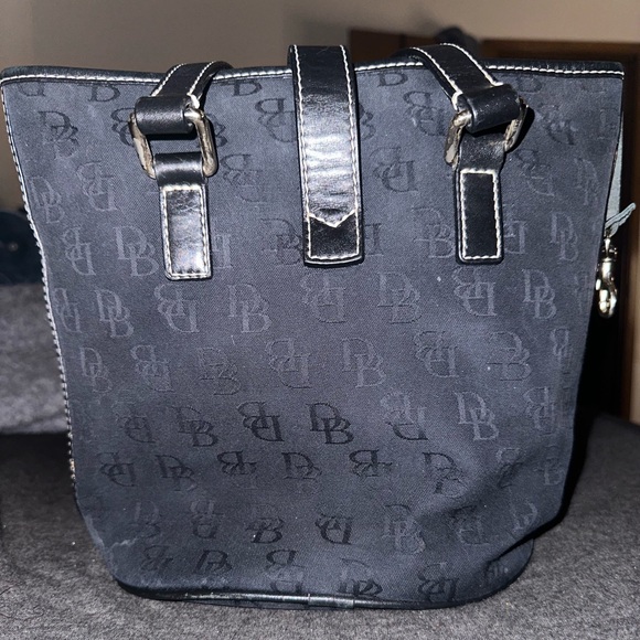 GUC Dooney & Bourke Bundle - Picture 2 of 7